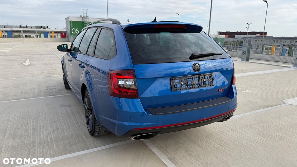 Skoda Octavia 2.0 TSI RS DSG - 6