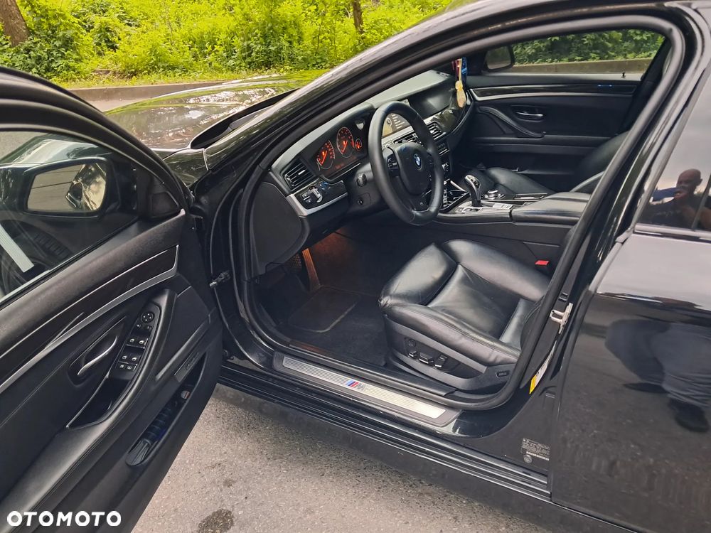 BMW Seria 5 535i - 13