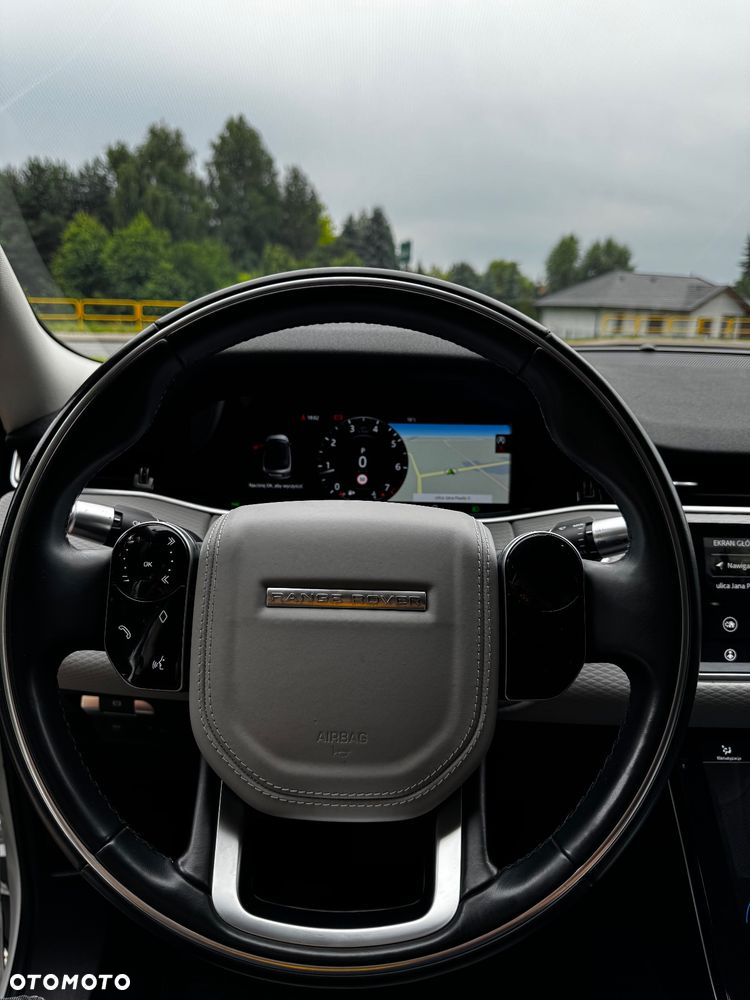 Land Rover Range Rover Evoque - 27