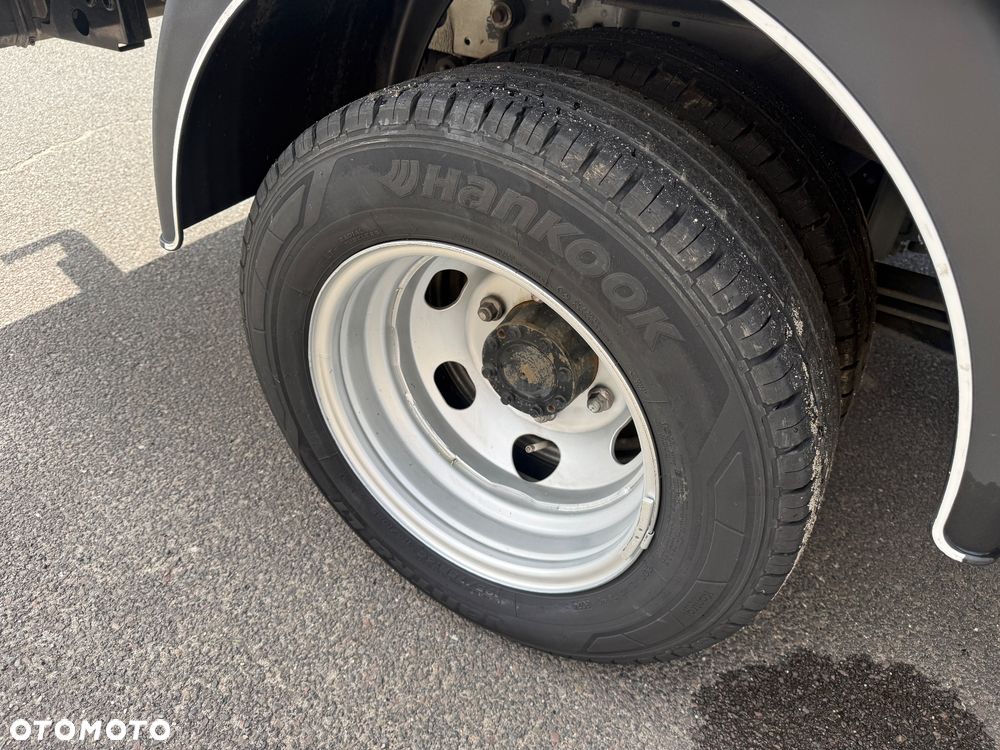 Maxus Deliver 9 - 26