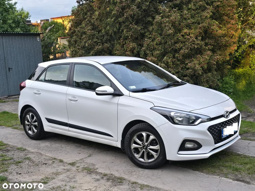 Hyundai i20 1.2 Comfort - 11