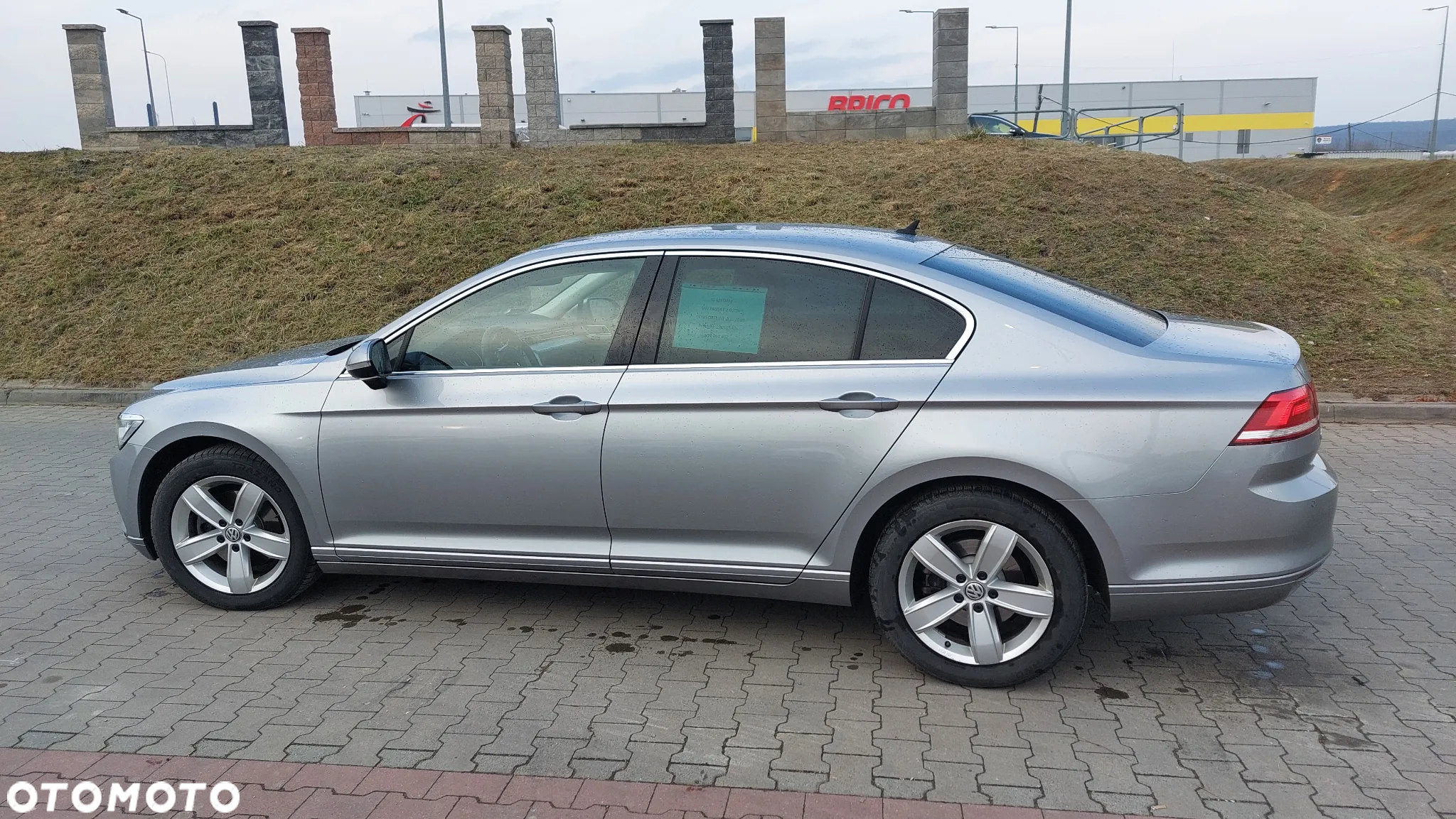 Volkswagen Passat - 6