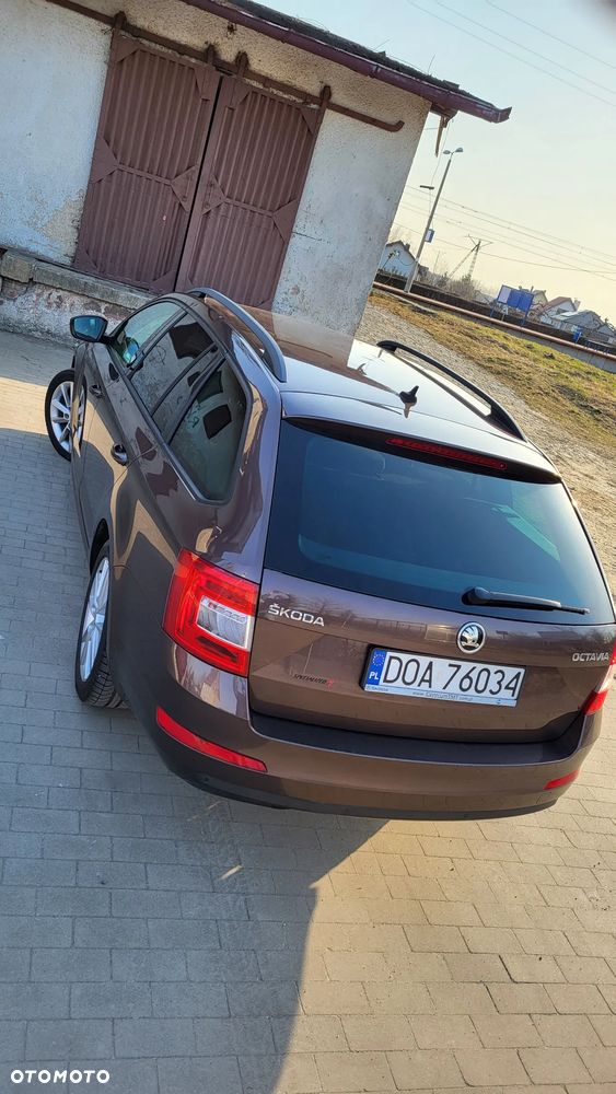 Skoda Octavia 1.4 TSI Style DSG - 8