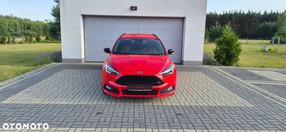 Ford Focus 2.0 EcoBoost ST-2 - 2