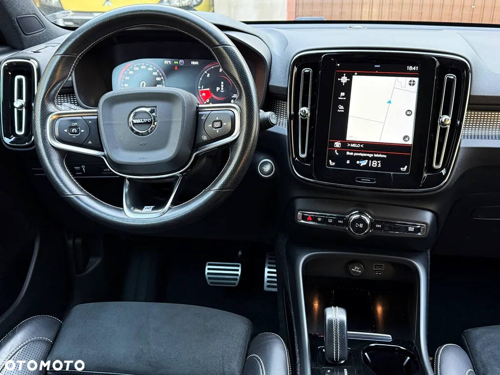 Volvo XC 40 D3 SCR R-Design - 38