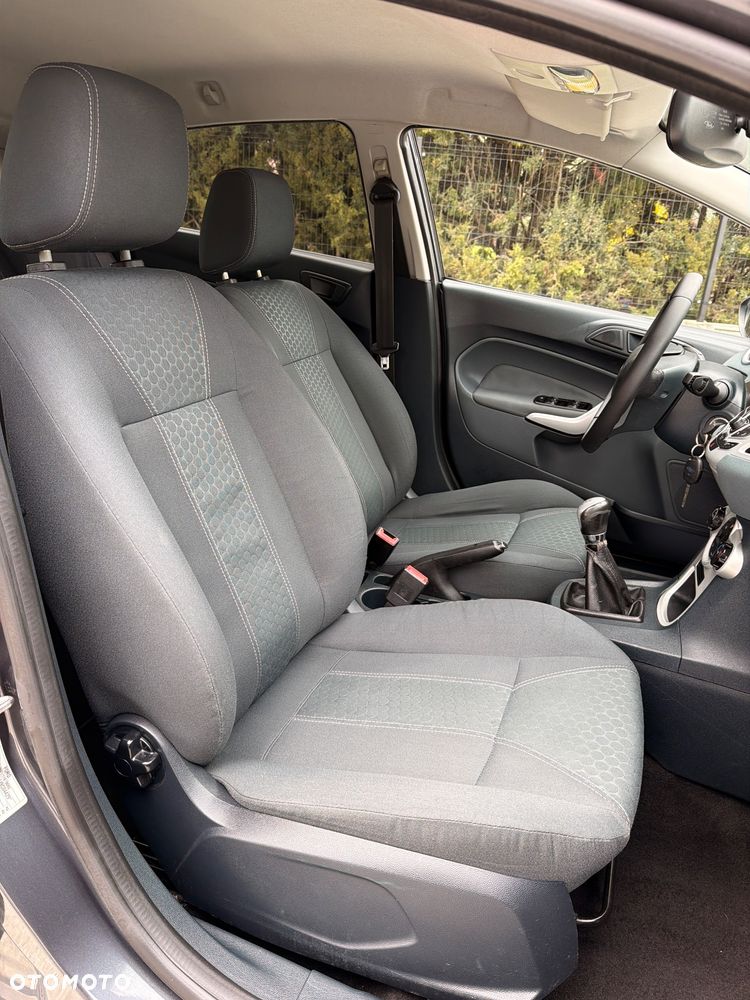 Ford Fiesta 1.6 Ti-VCT Titanium - 31