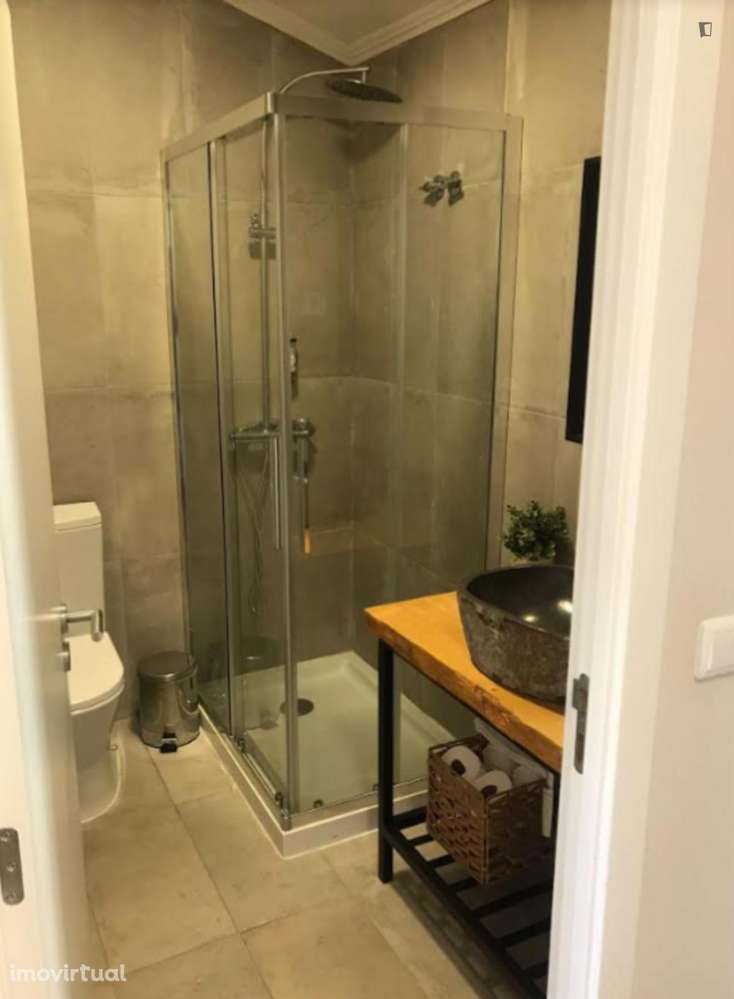 Quarto - localizado em Alta Universitária Coimbra - Grande imagem: 3/18