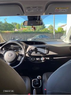 Toyota Yaris 1.0 VVT-i Comfort - 13