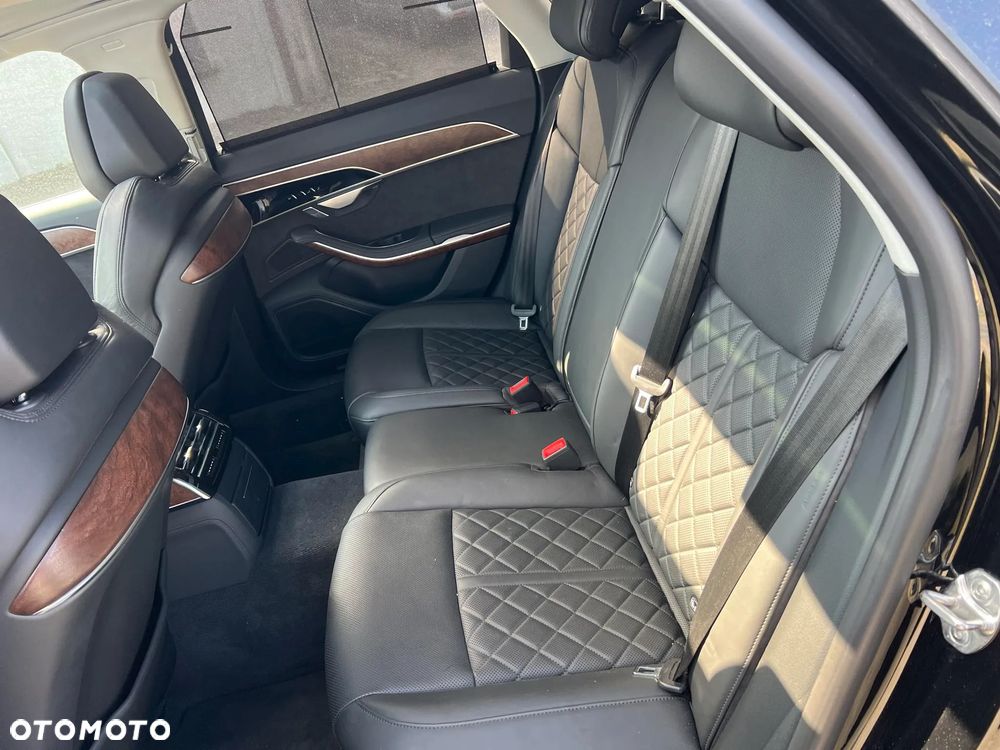 Audi A8 - 13
