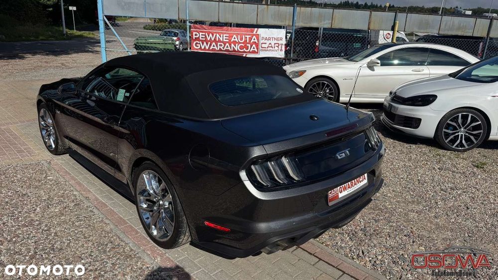 Ford Mustang - 7