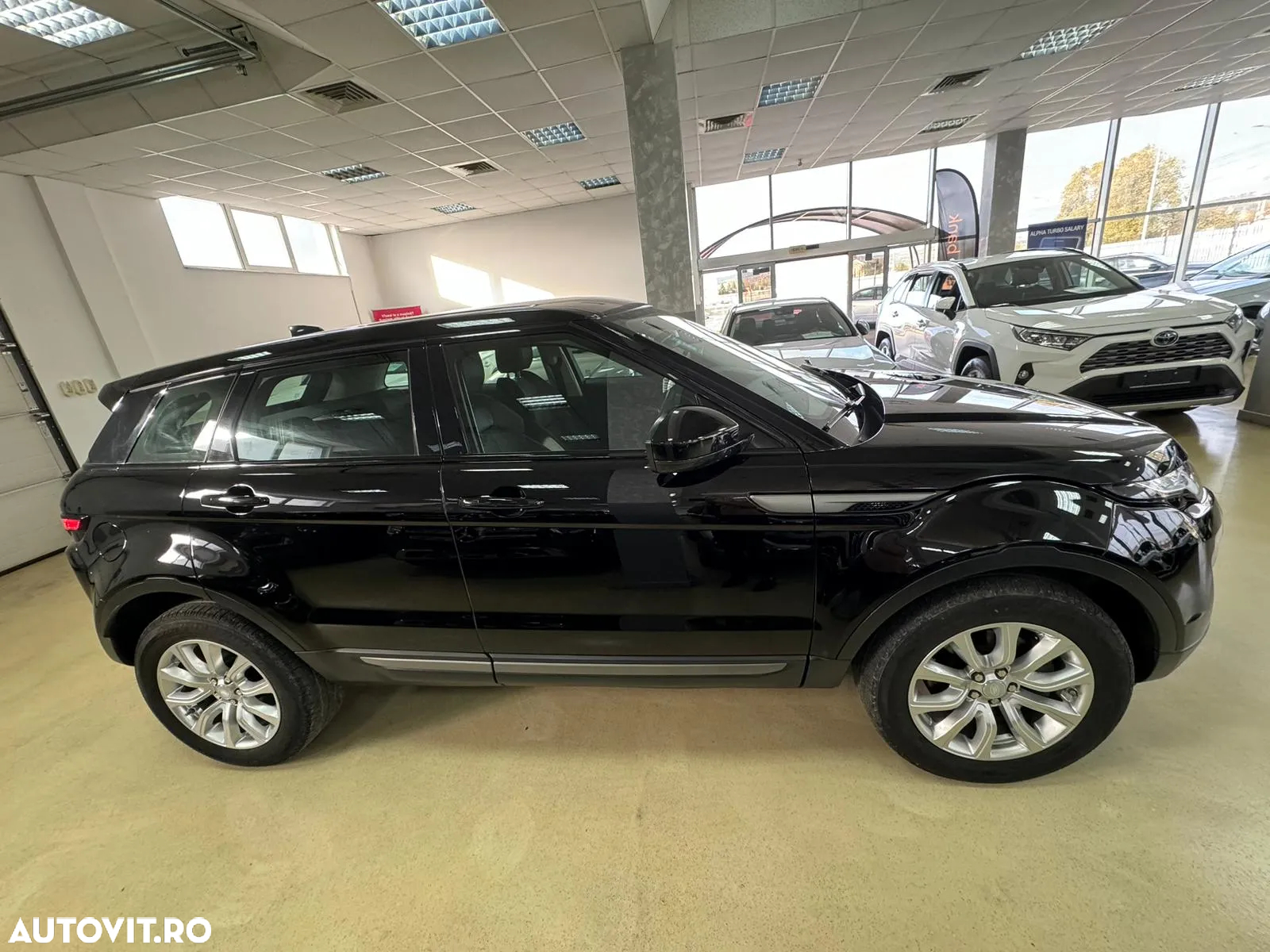 Land Rover Range Rover Evoque 2.0 D150 SE - 6