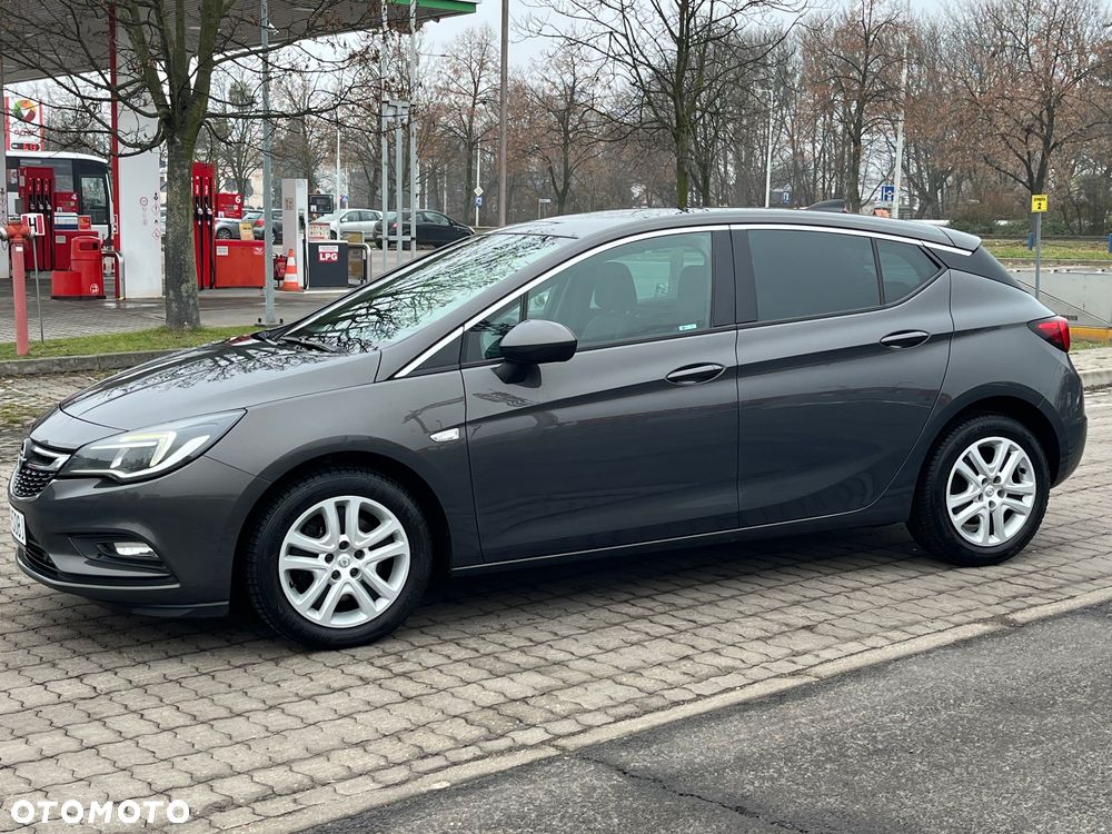 Opel Astra 1.6 D (CDTI) Start/Stop Dynamic - 5