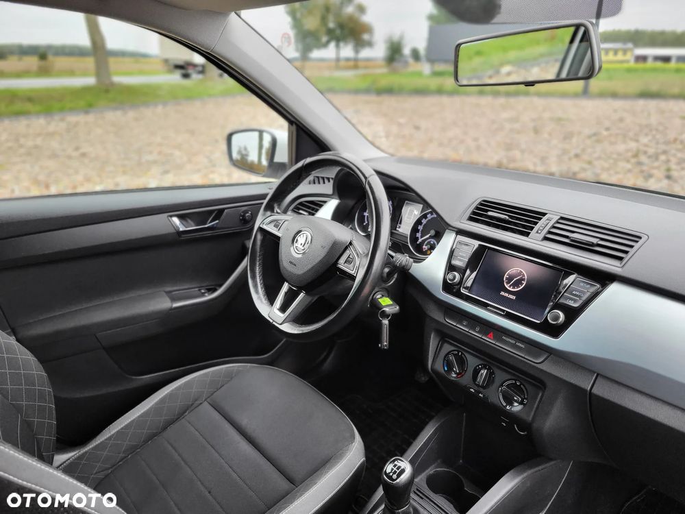 Skoda Fabia 1.0 Ambition - 10