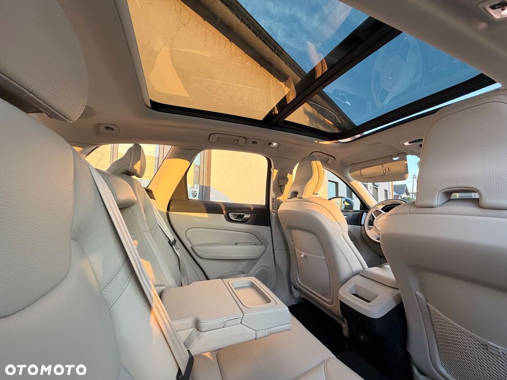 Volvo XC 60 D3 Linje Inscription - 11