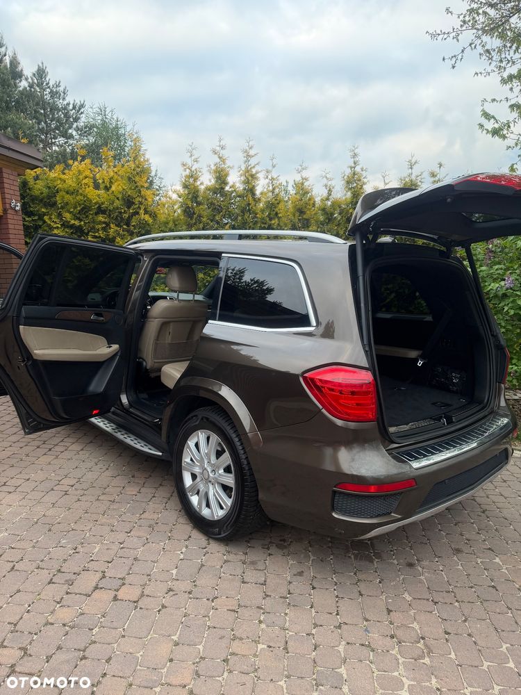 Mercedes-Benz GL 350 BlueTEC 4-Matic - 13