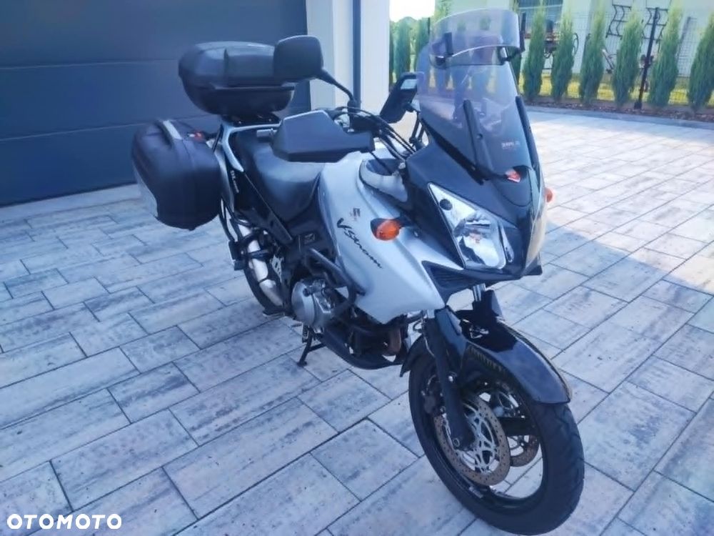Suzuki V-STROM - 2