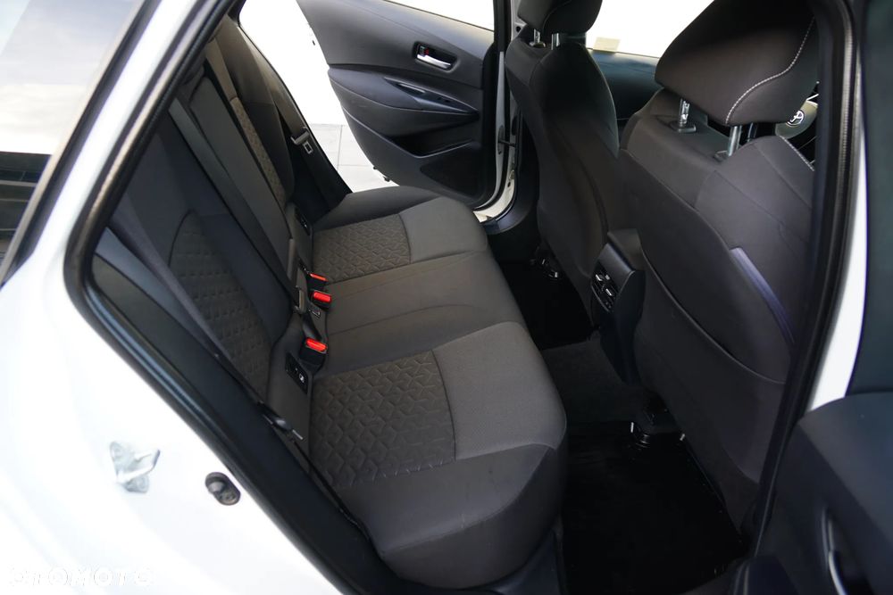 Toyota Corolla 1.2 T Comfort - 26