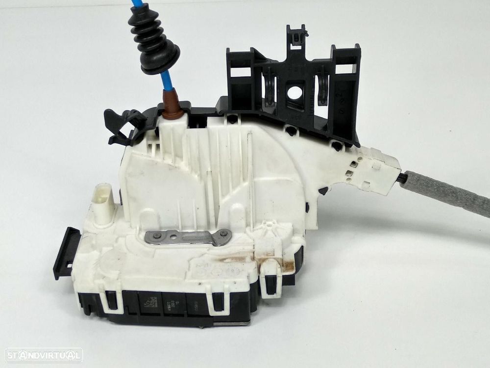 FECHADURA PORTA FRONTAL DIREITA MERCEDES-BENZ CLASSE GLA 2019 - 3
