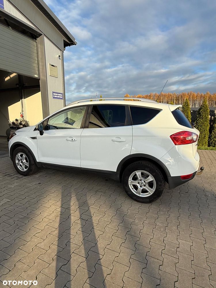 Ford Kuga 2.0 TDCi 4x4 Trend - 2