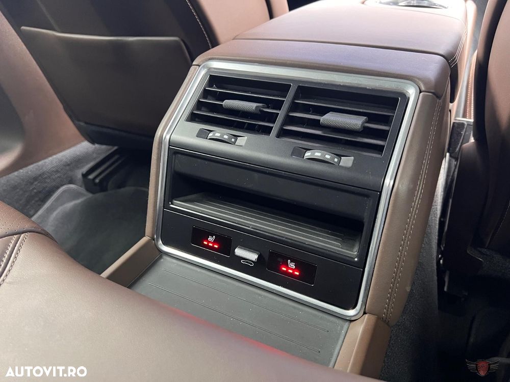 Porsche Panamera 4 E-Hybrid Platinum Edition - 27