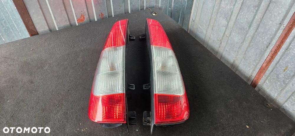 Lampa tylna lewa prawa tył Mercedes Vito II lift W639 - 1