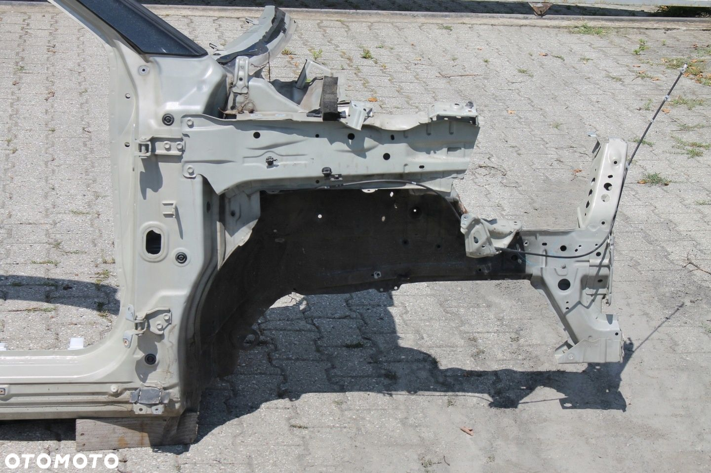 ĆWIARTKA  PRÓG PRAWY PRZÓD SŁUPEK SUZUKI VITARA II III 15- A9N / C51 - 2