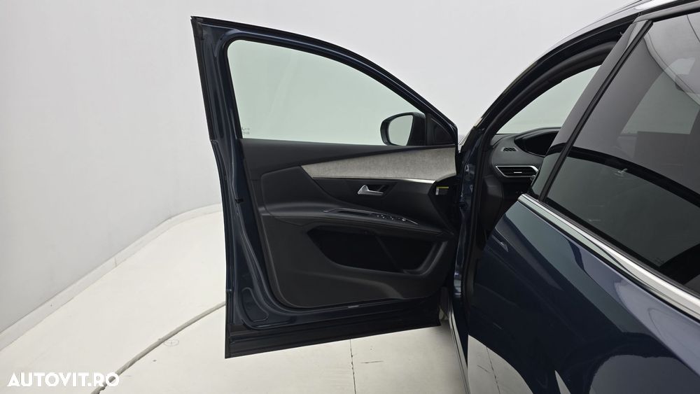 Peugeot 3008 1.5 BlueHDI 130 EAT8 GT - 10