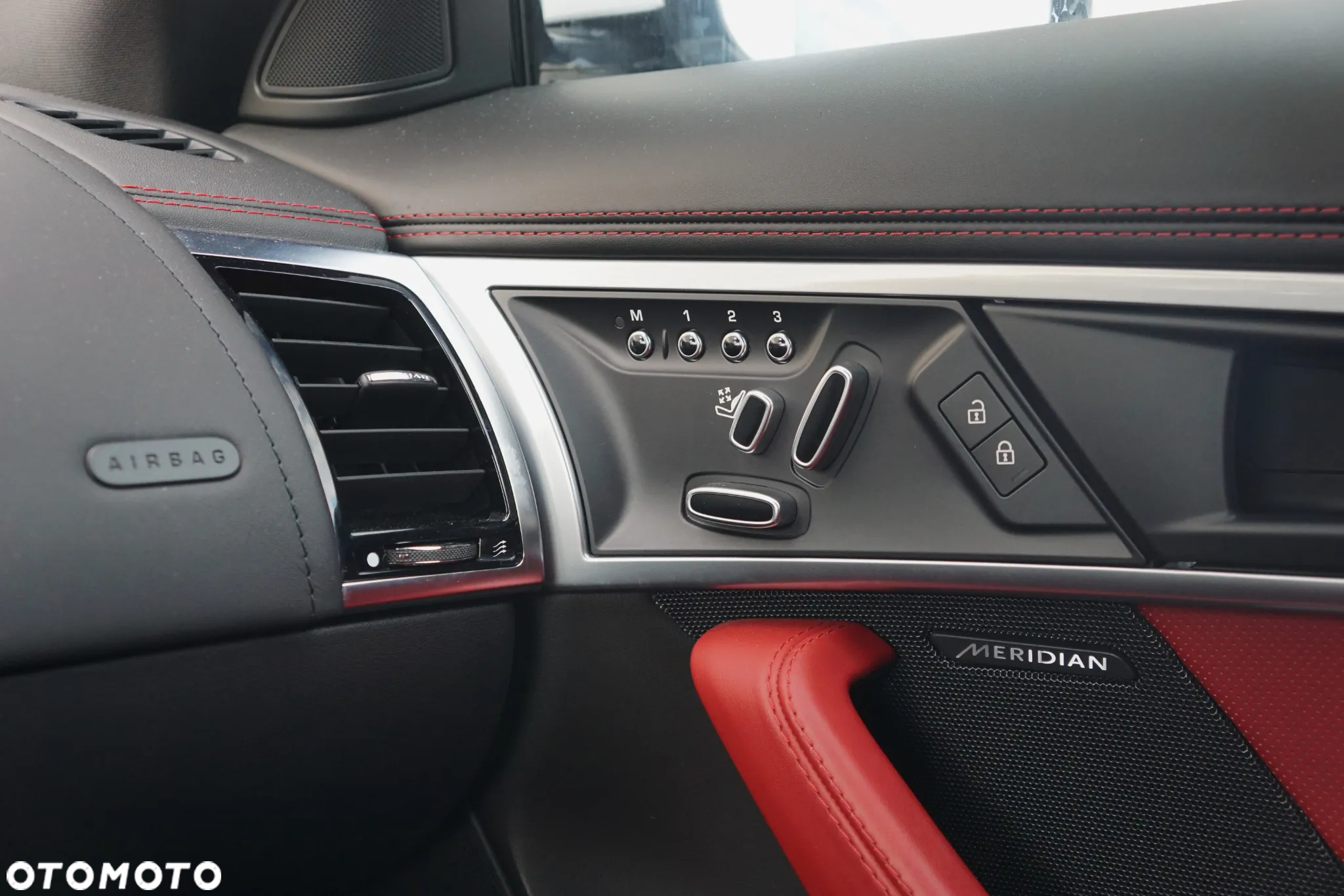 Jaguar F-Type 2.0 Turbo R-Dynamic Black - 15