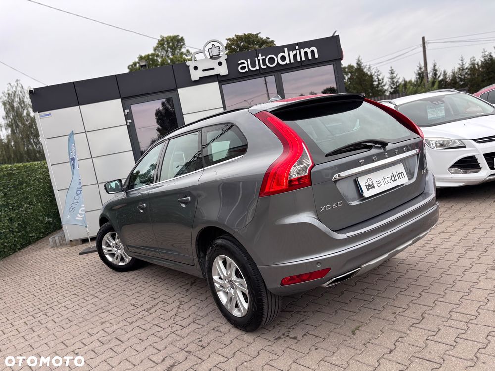 Volvo XC 60 D4 Geartronic Momentum - 10