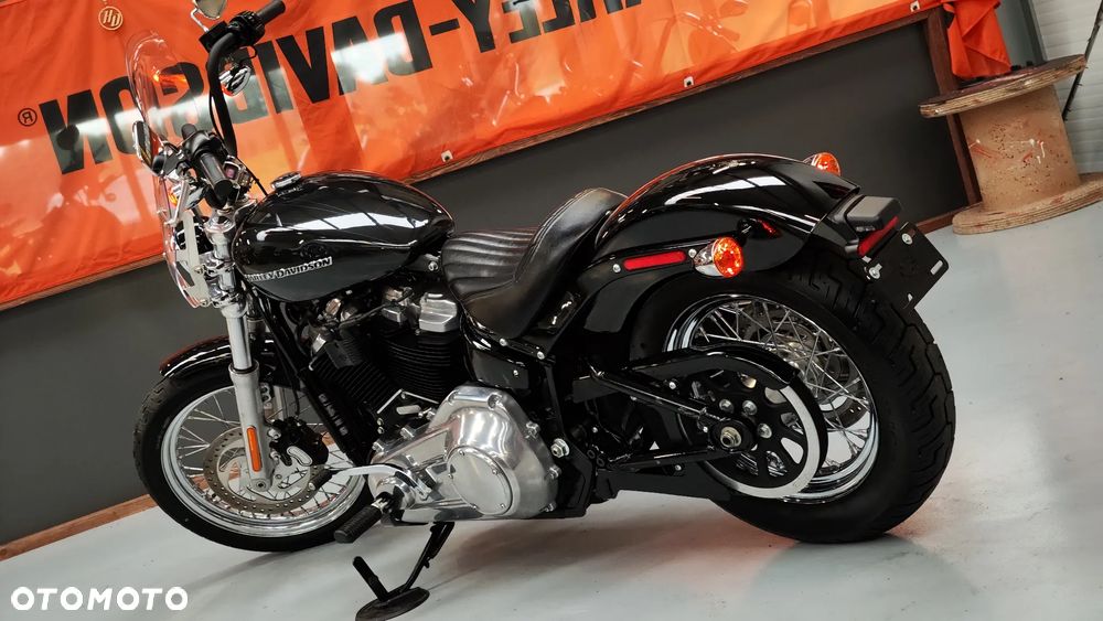 Harley-Davidson Softail Standard - 10