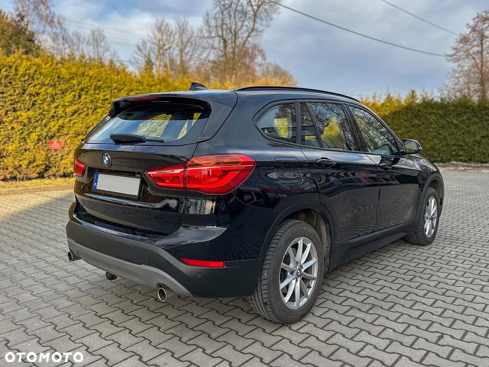 BMW X1 sDrive20i GPF - 6
