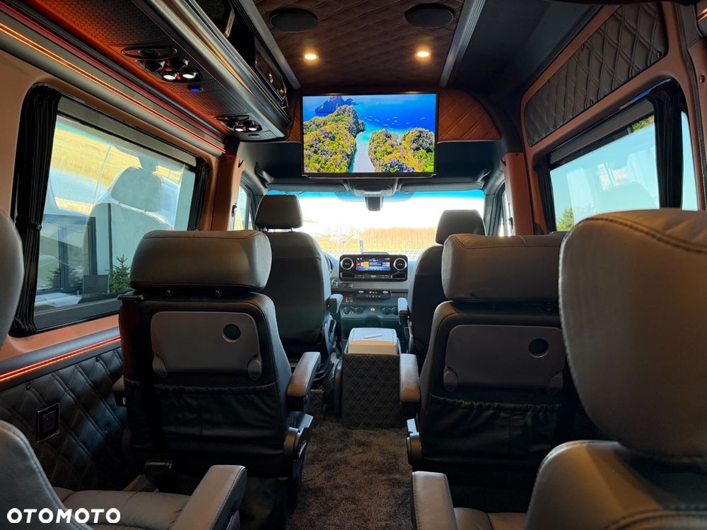 Mercedes-Benz Sprinter - 21