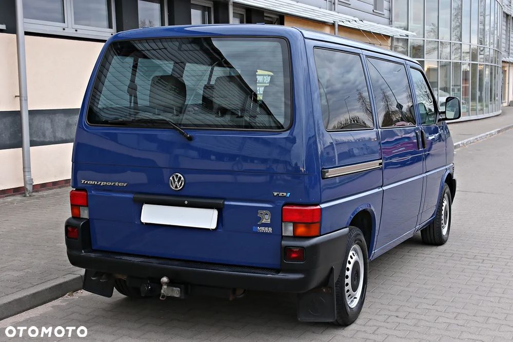 Volkswagen Transporter - 22