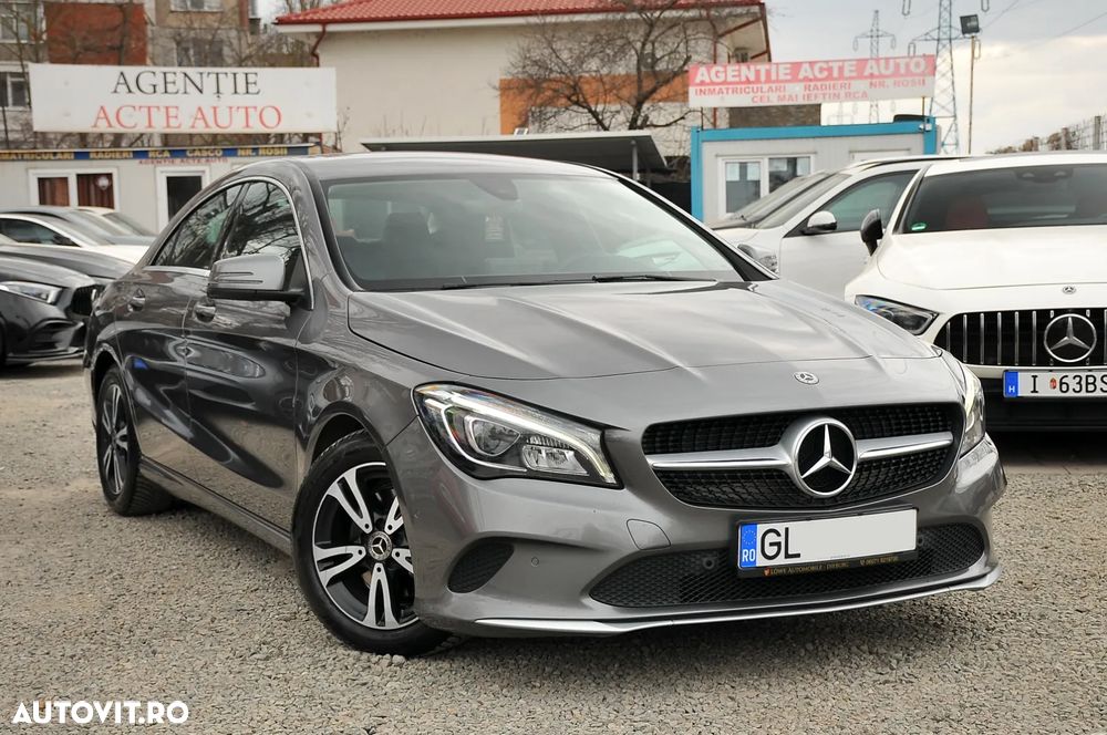 Mercedes-Benz CLA 180 7G-DCT - 2
