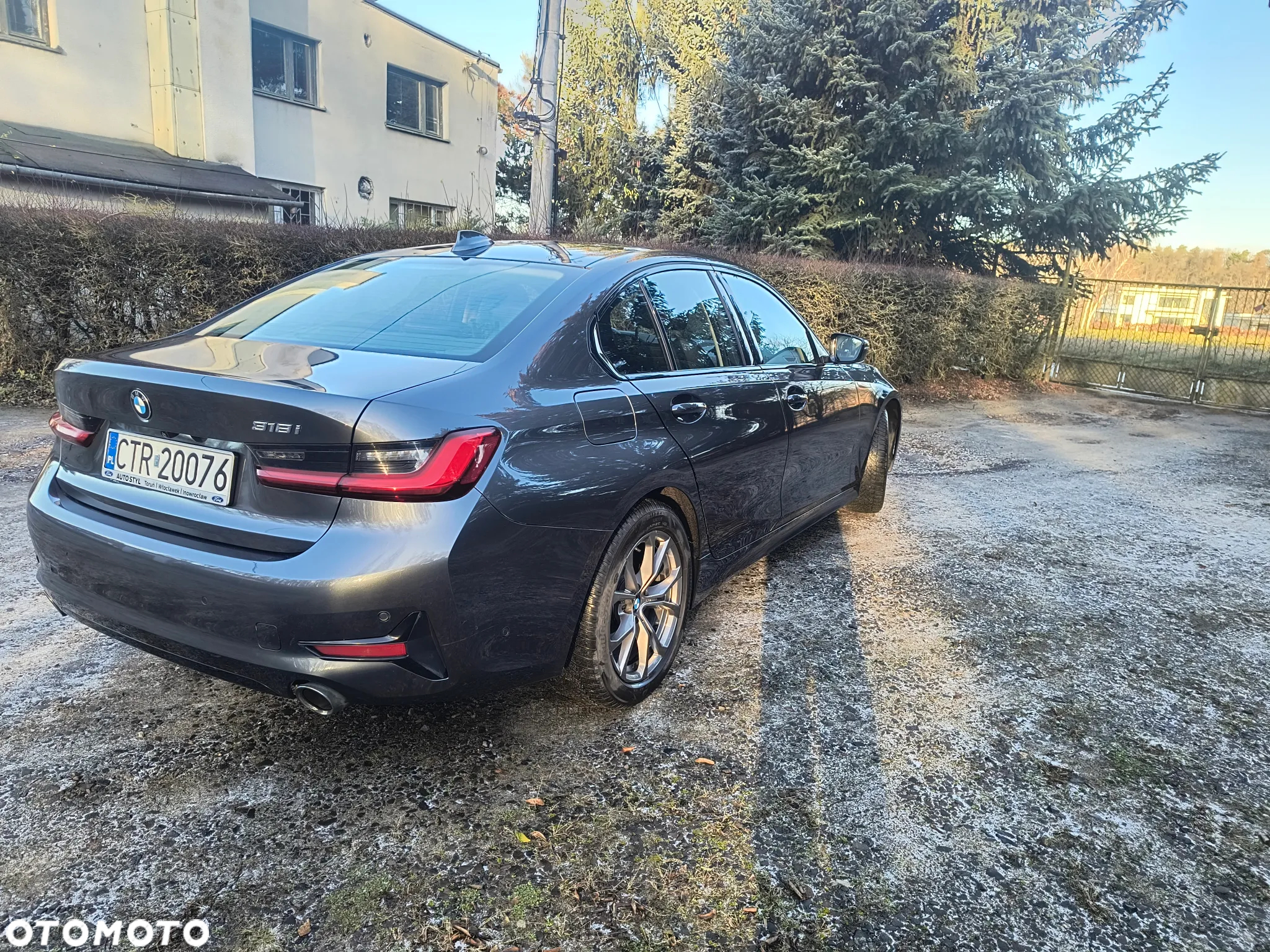 BMW Seria 3 318i Sport Line - 4