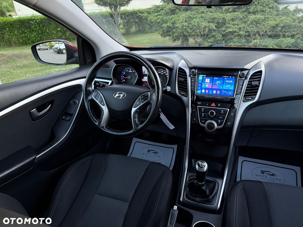 Hyundai i30 1.4 Fifa World Cup Edition - 40