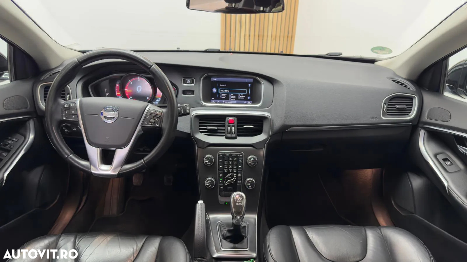 Volvo V40 D2 - 6
