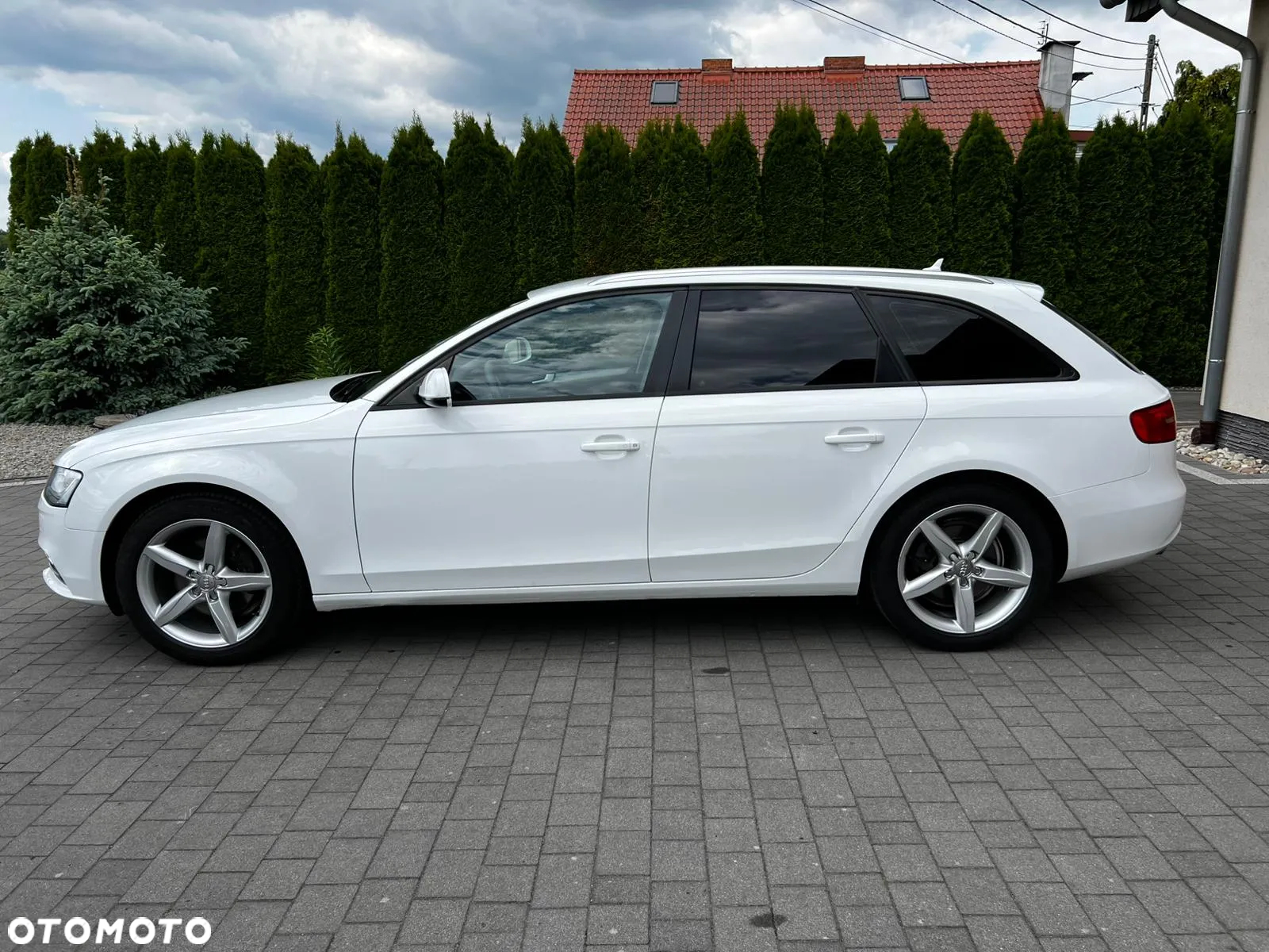 Audi A4 Avant 2.0 TDI DPF Ambiente - 4