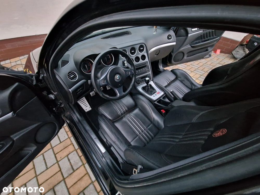 Alfa Romeo 159 1.9 JTDM 16V DPF ti - 17