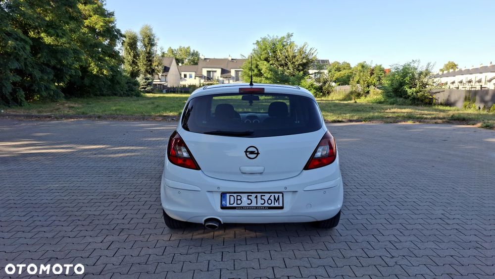 Opel Corsa 1.4 16V Color Edition - 10