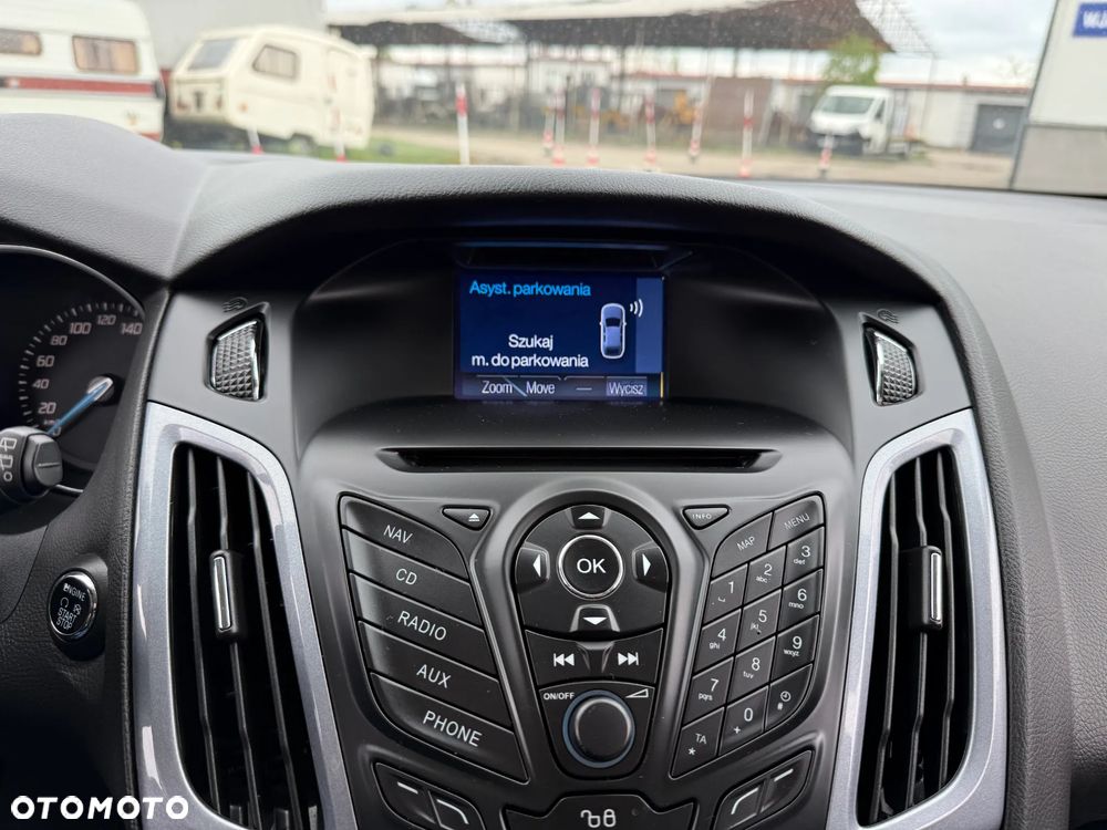 Ford Focus SW 1.0 EcoBoost Titanium - 17