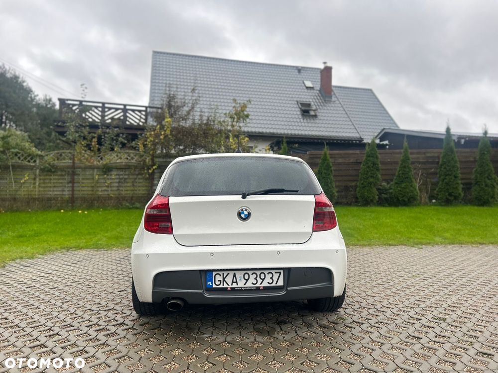 BMW Seria 1 120d DPF Edition Sport - 8