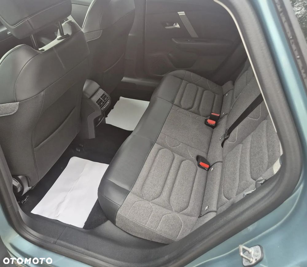 Citroën C4 PureTech 130 Stop&Start EAT8 FEEL - 24