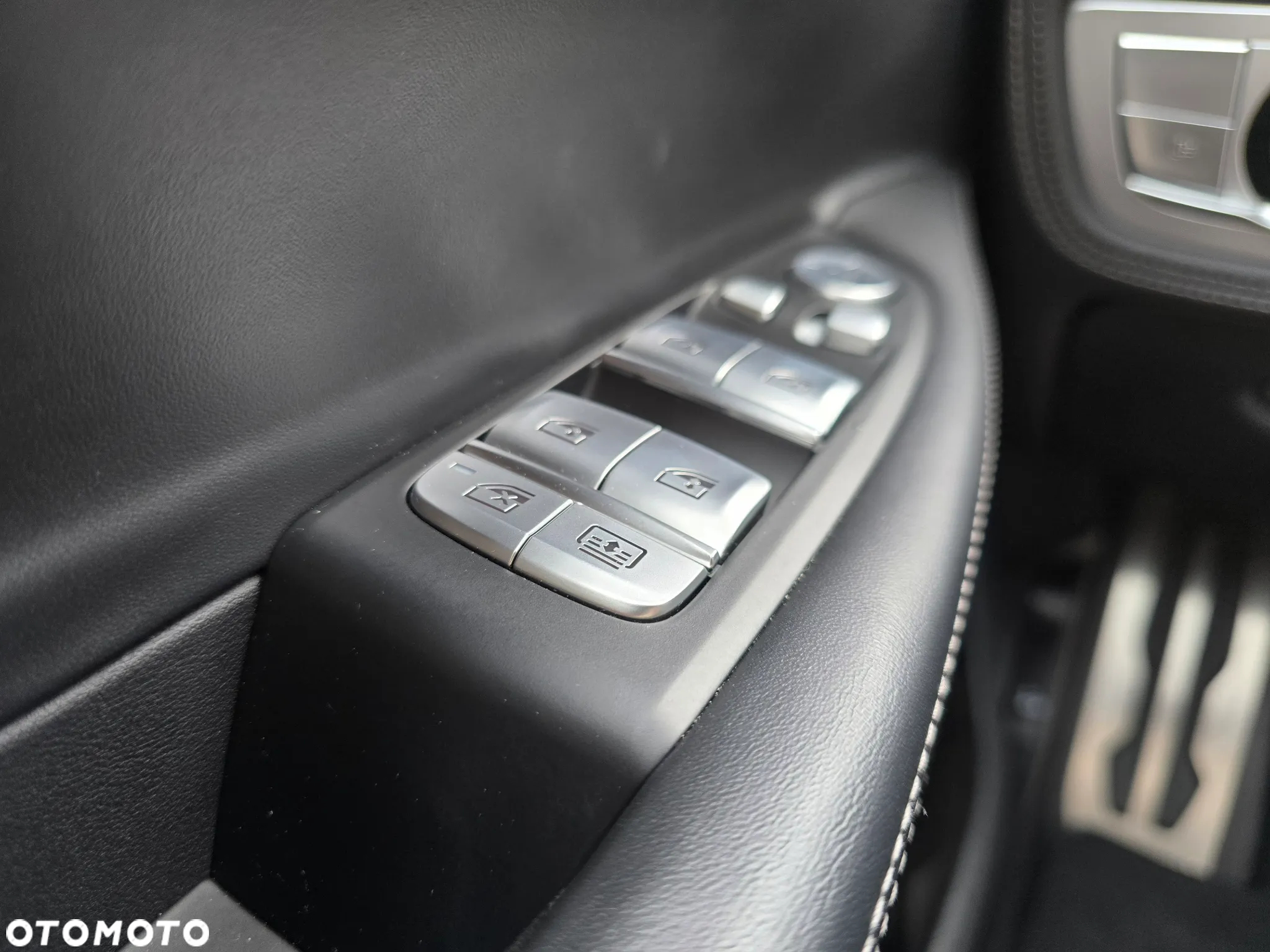 BMW Seria 7 750d xDrive - 24