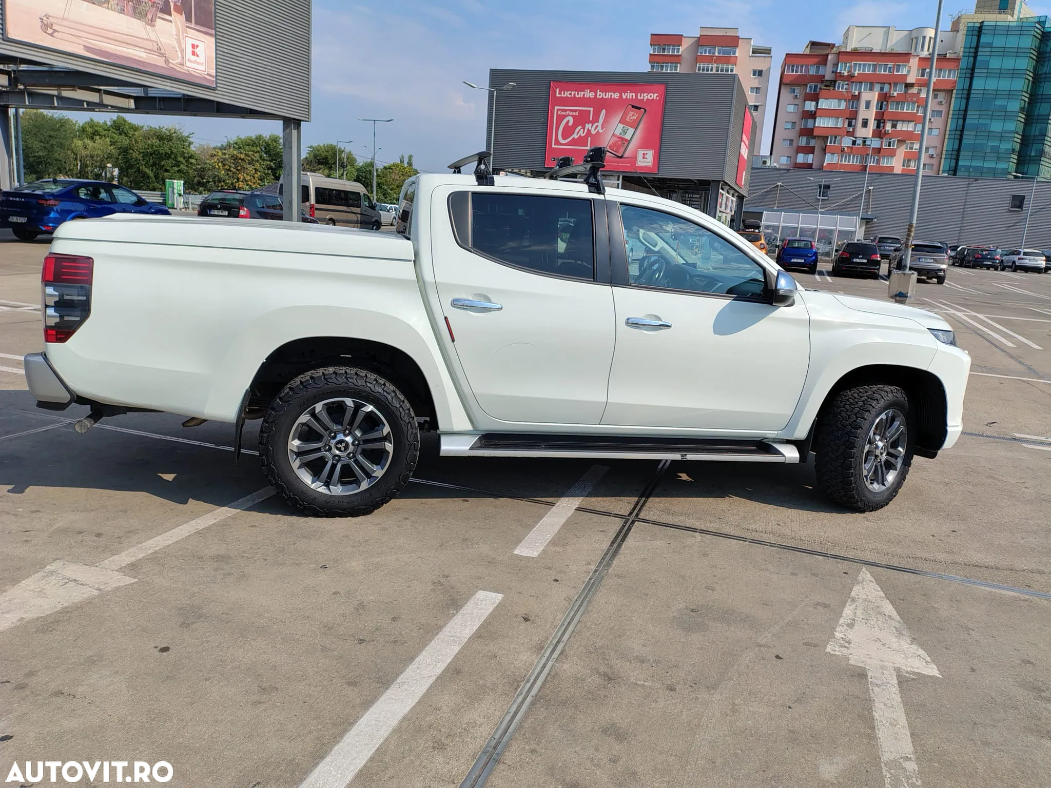 Mitsubishi L200 Double Cab 2.2 DI-D M/T Instyle - 8