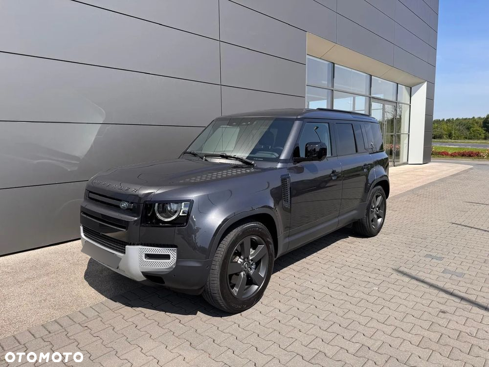 Land Rover Defender - 3
