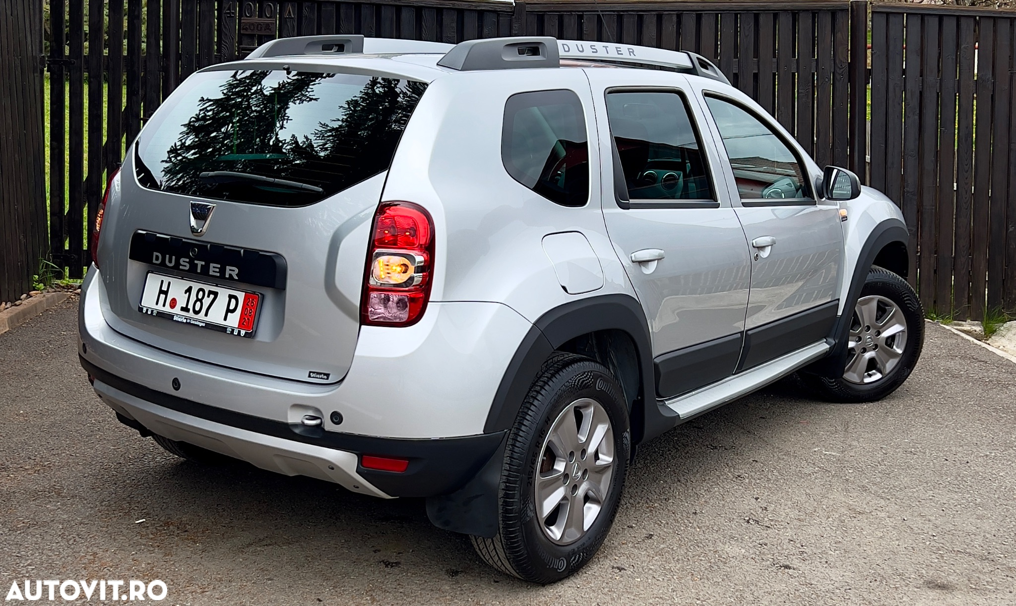 Dacia Duster TCe 125 4x2 Laureate - 14
