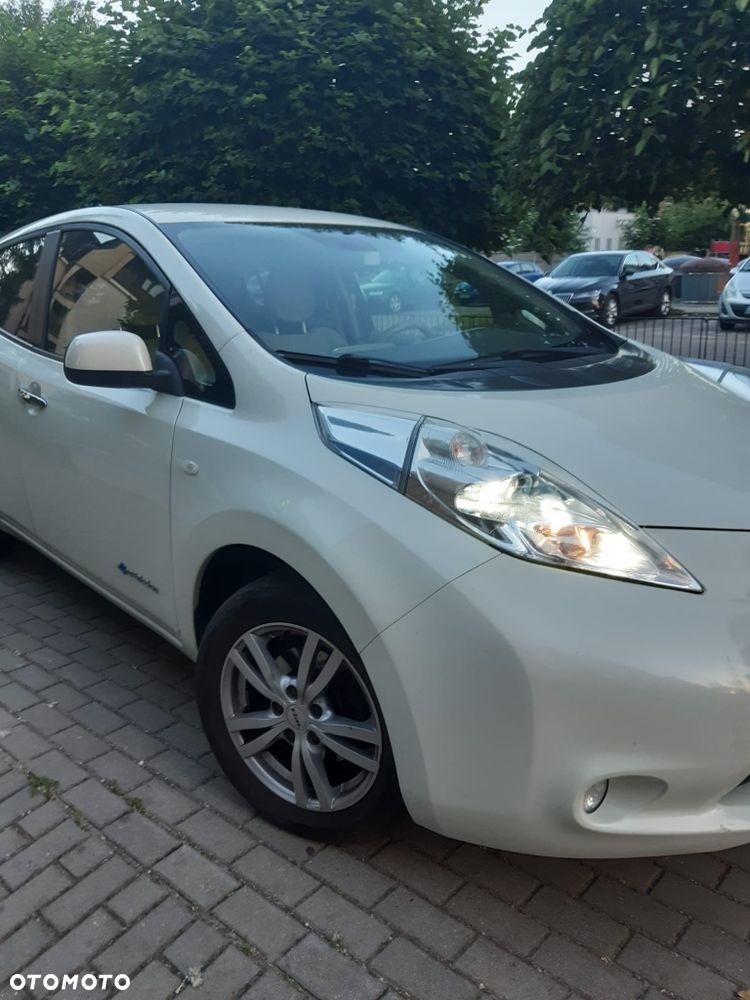 Nissan Leaf - 8