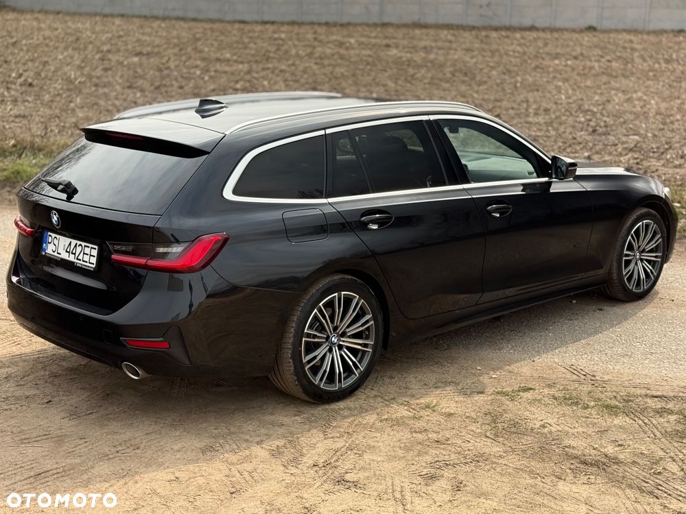 BMW Seria 3 320d - 16