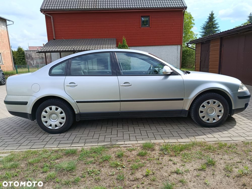 Volkswagen Passat - 5